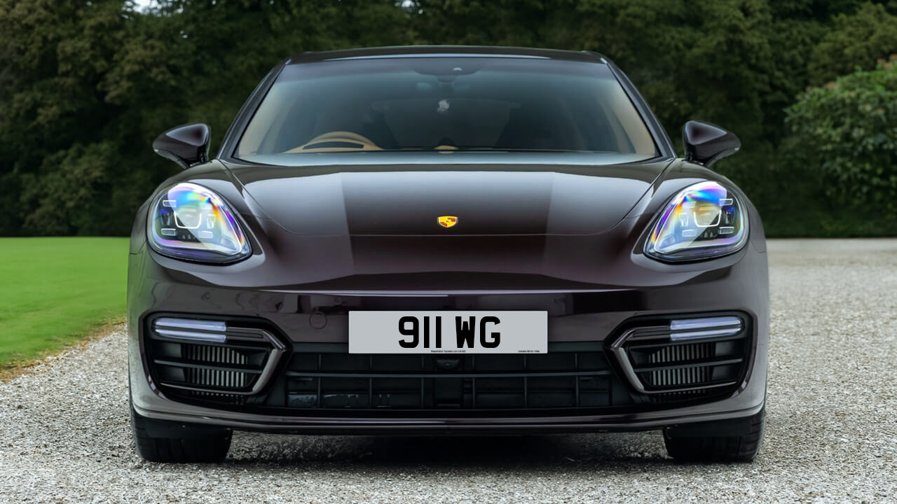 Car displaying the registration mark 911 WG